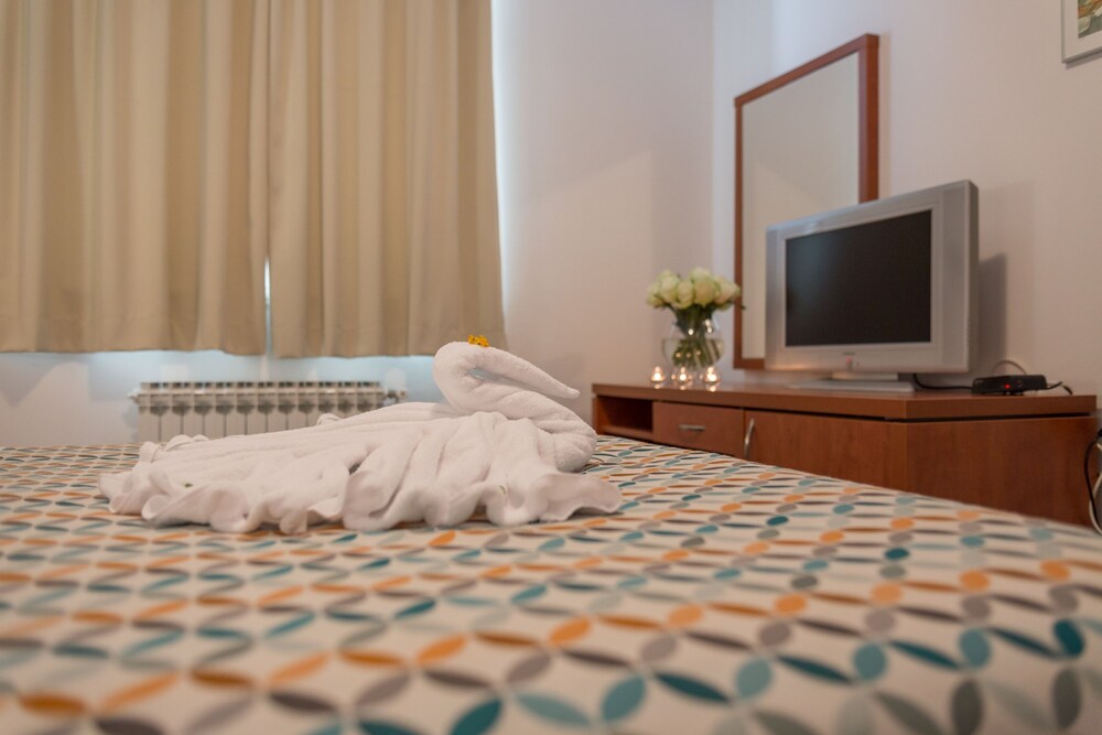 hotel kornati biograd