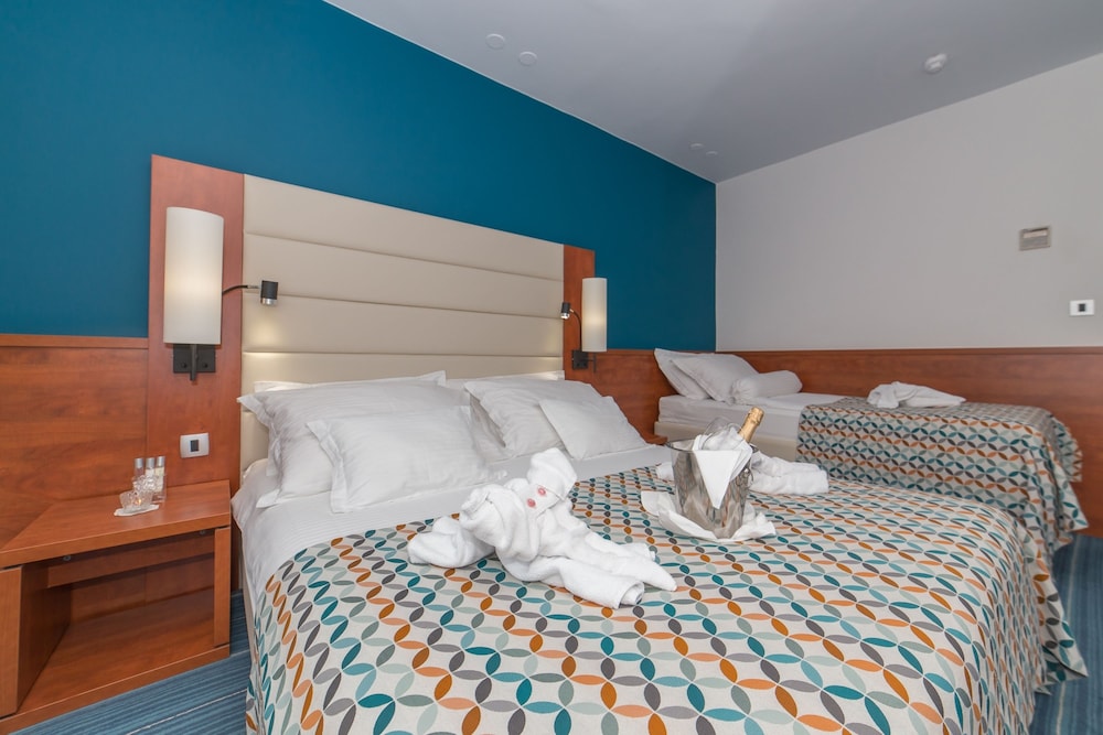 Hotel Kornati Biograd,Turanj>>Biograd Na Moru,4 star
