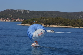 hotel kornati biograd
