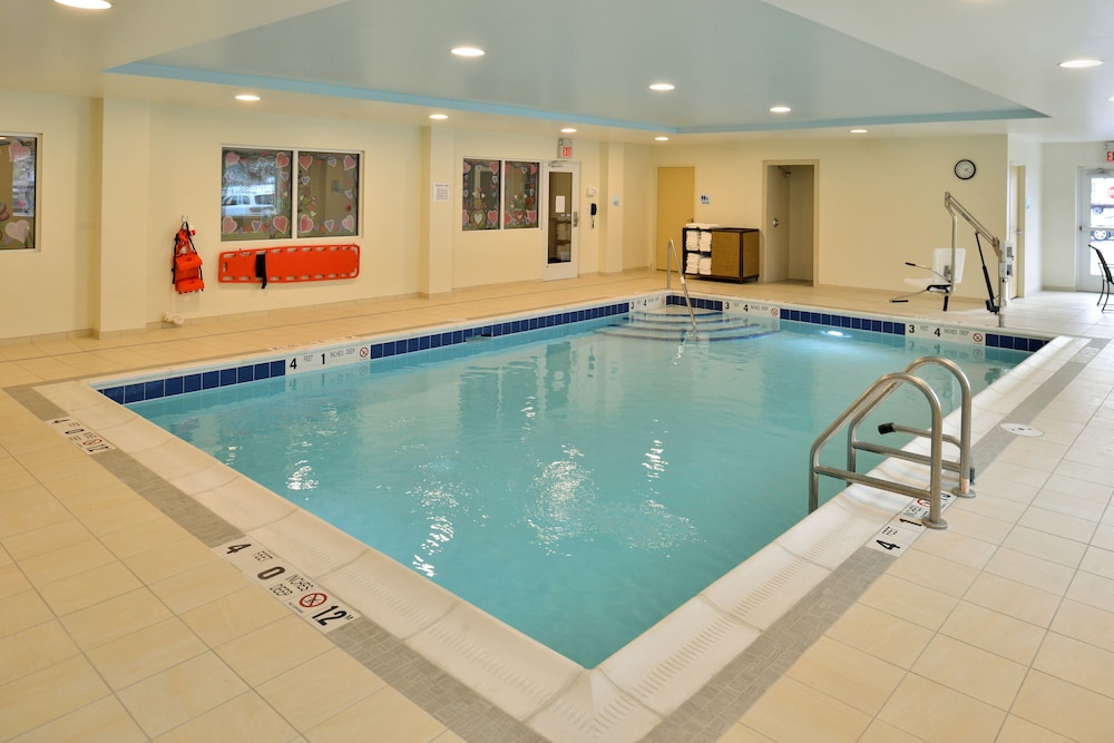 holiday inn express and suites peekskill lower hudson valley