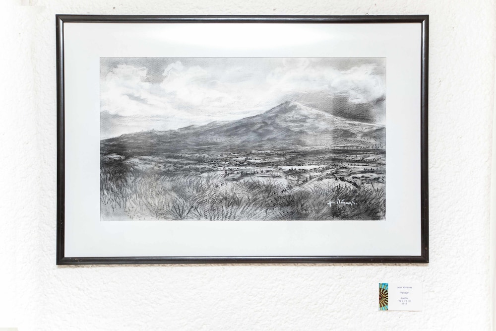 portico hotel cultural