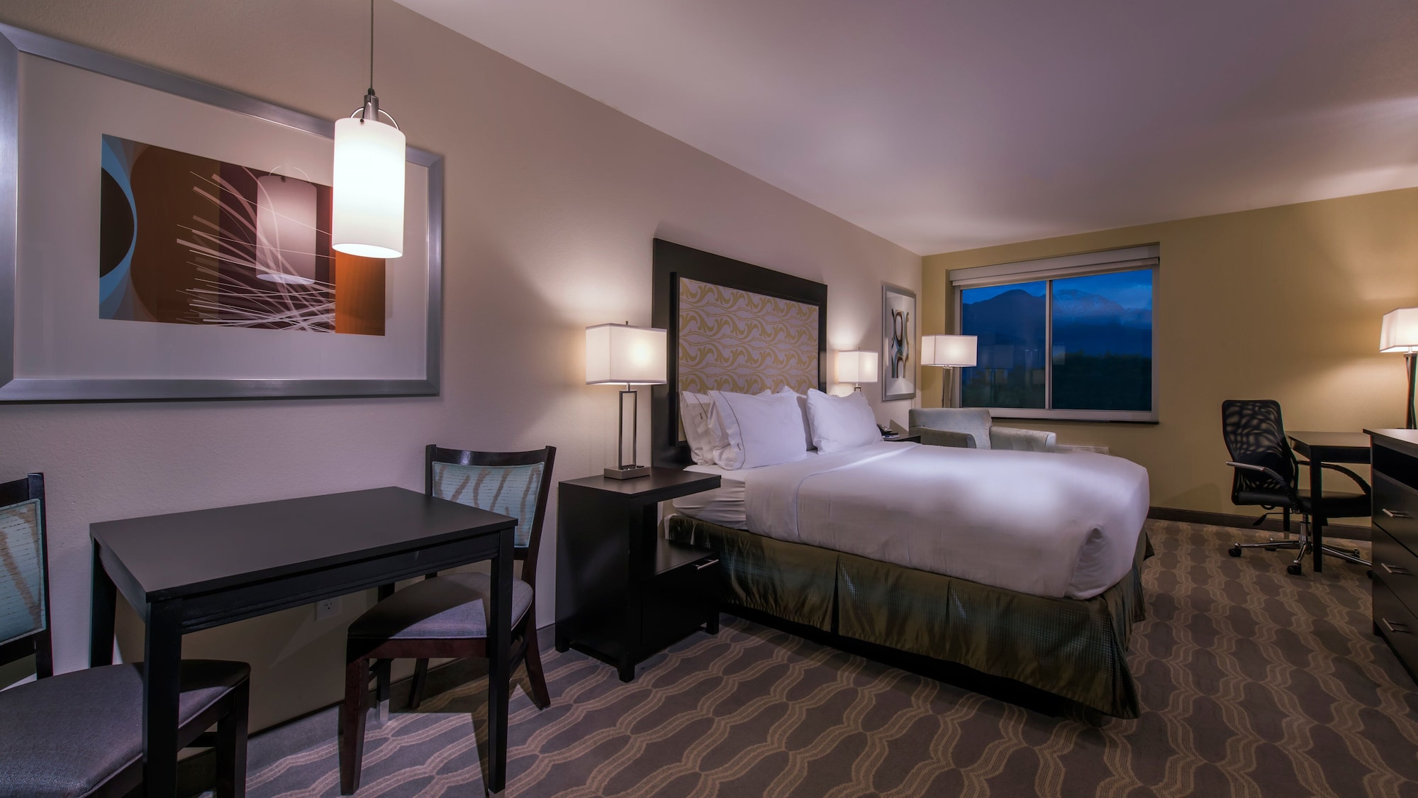 holiday inn express and suites colorado springs central by ihg