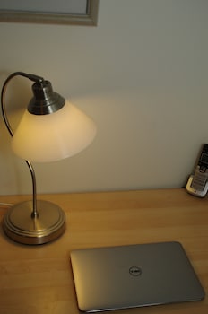 Astoria Retreat B&B,Ellenbrook>>Alexander Heights,4 star
