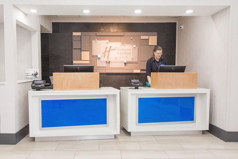 holiday inn express and suites columbia fort jackson by ihg