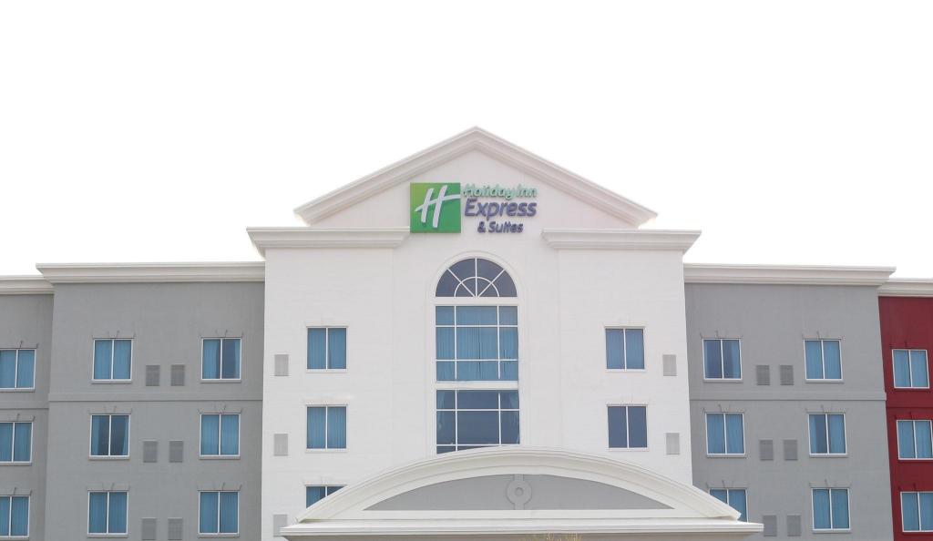 holiday inn express and suites columbia fort jackson by ihg