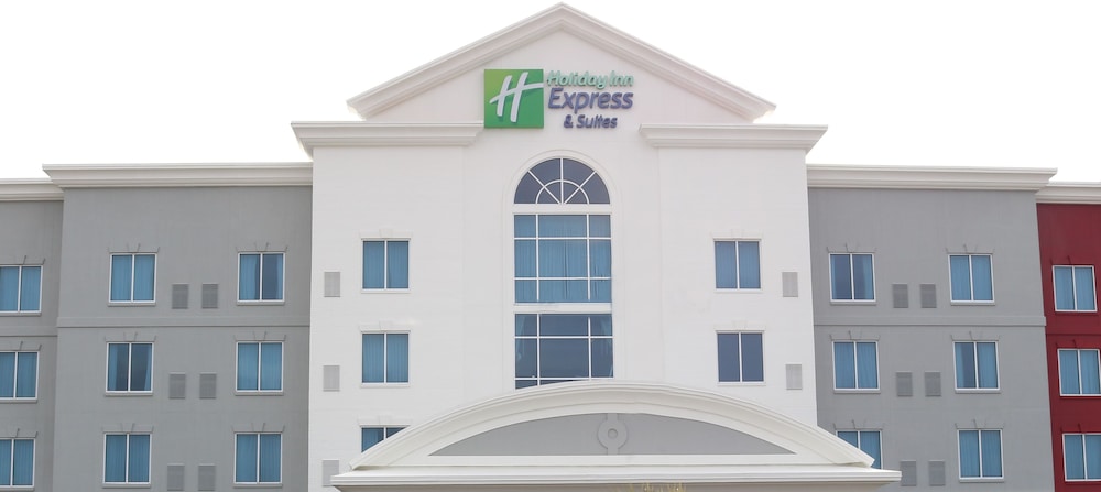 holiday inn express and suites columbia fort jackson by ihg