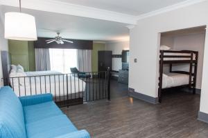 holiday inn express and suites columbia fort jackson by ihg