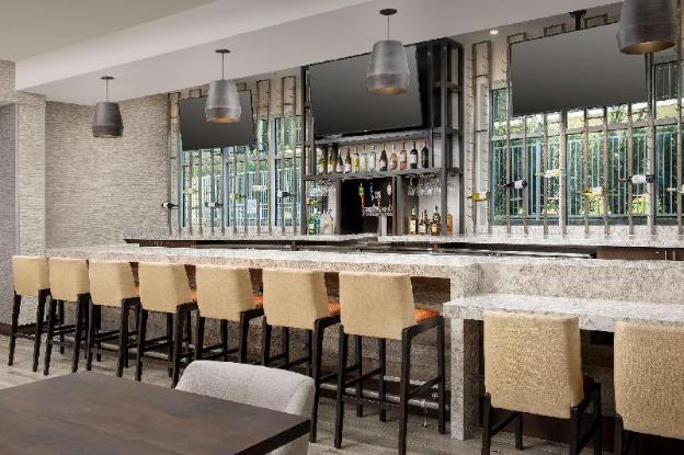 hilton garden inn columbia airport