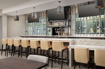 hilton garden inn columbia airport