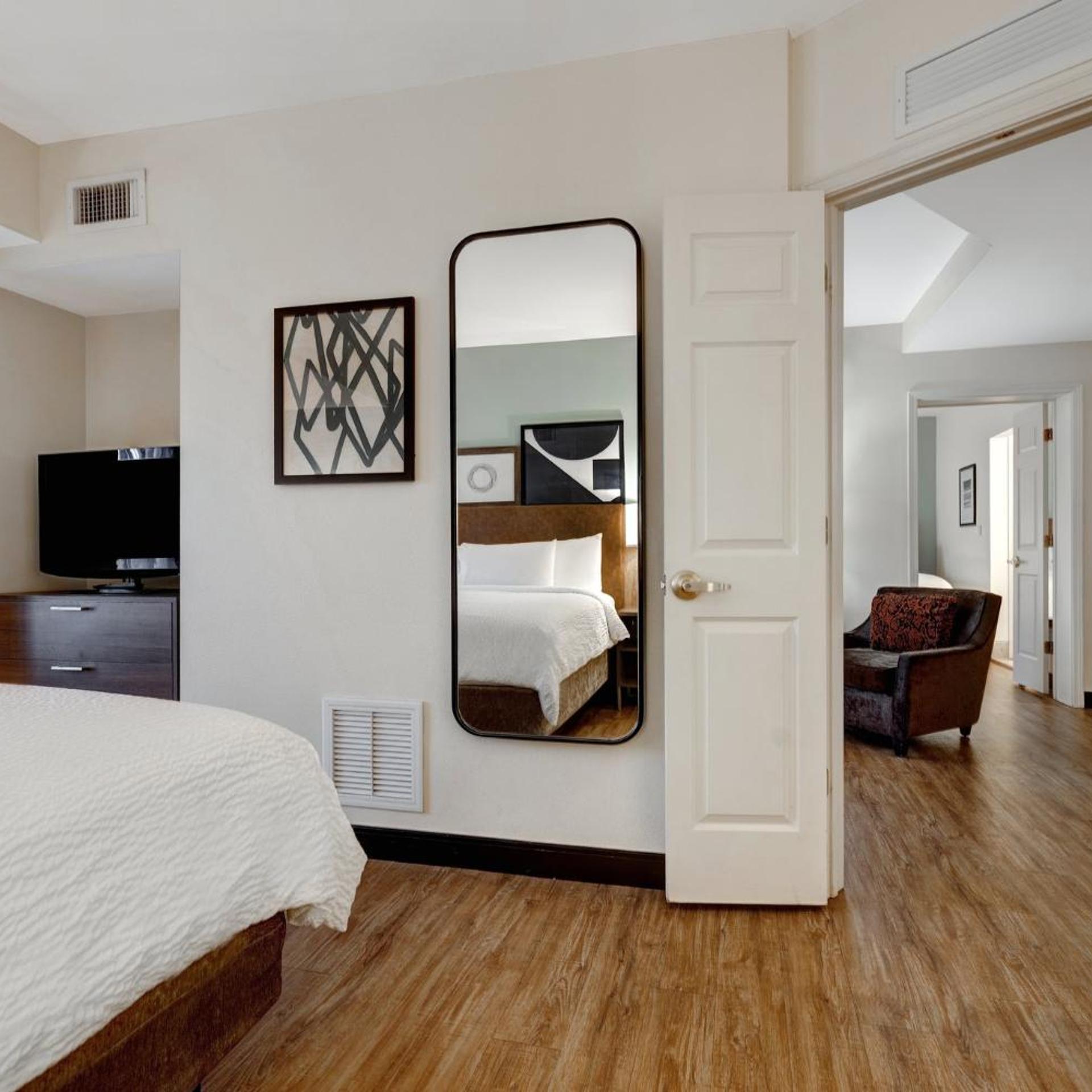staybridge suites tallahassee by ihg
