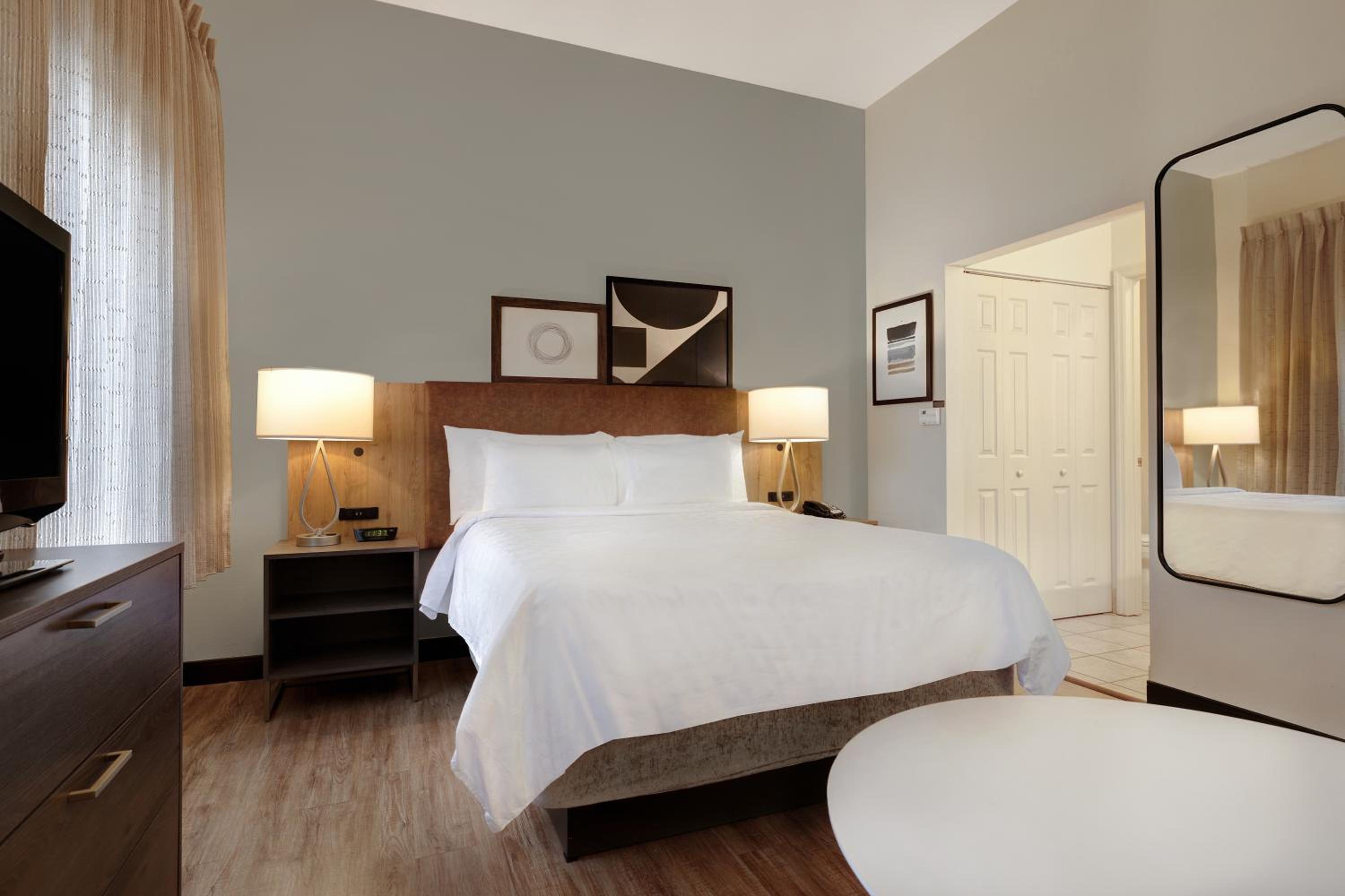 staybridge suites tallahassee by ihg