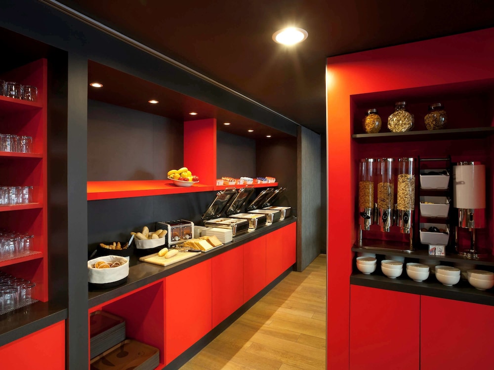 ibis brighton city centre station