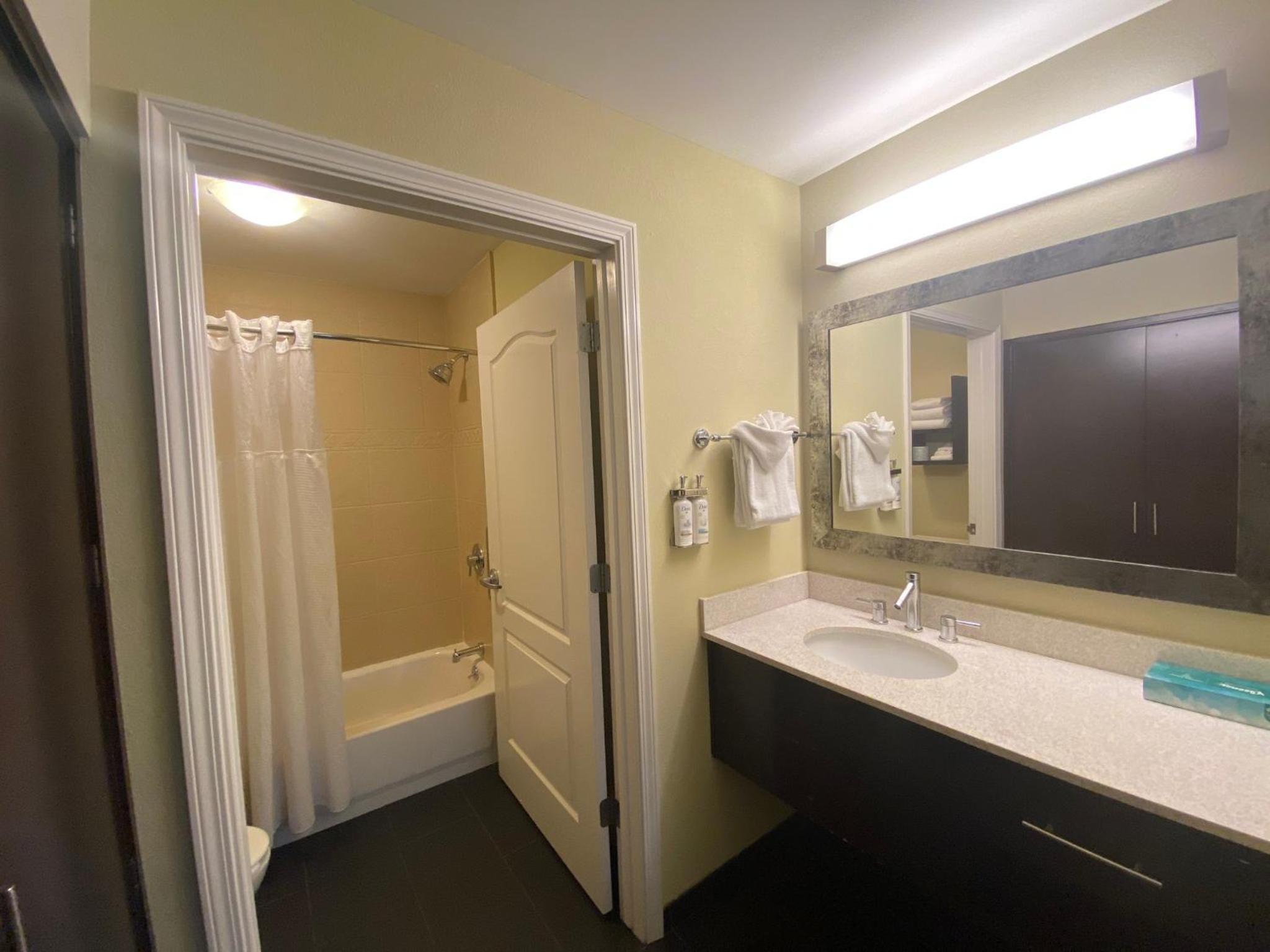 staybridge suites liverpool syra by ihg