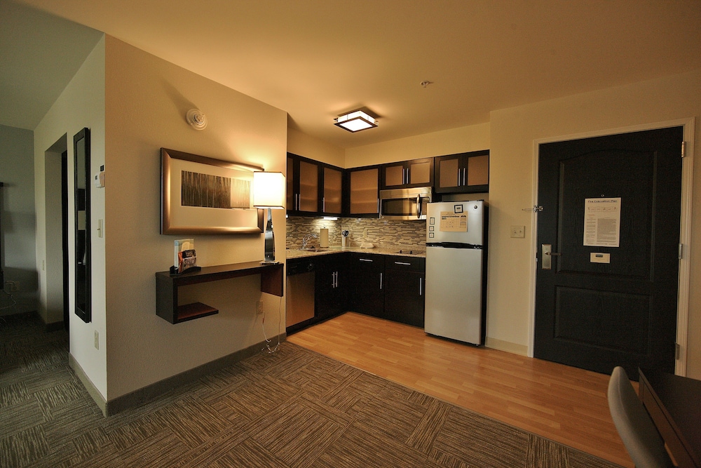staybridge suites liverpool syra by ihg