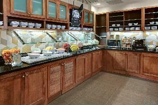 hyatt place omaha downtown old market