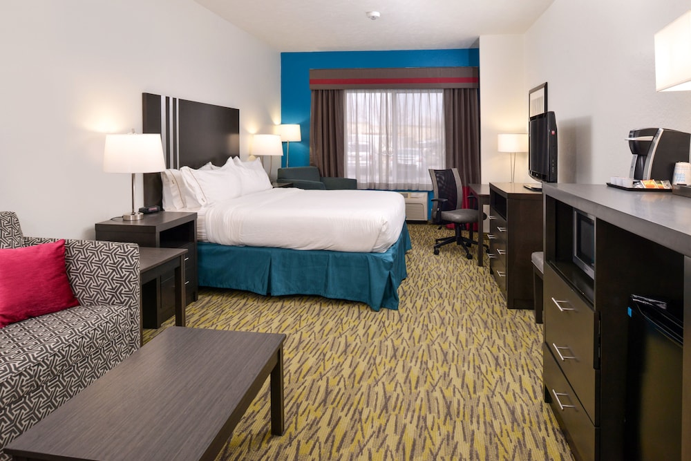holiday inn express and suites omaha west by ihg