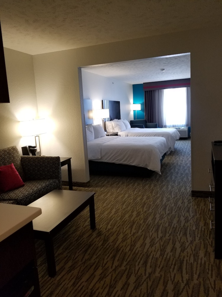 holiday inn express and suites omaha west by ihg