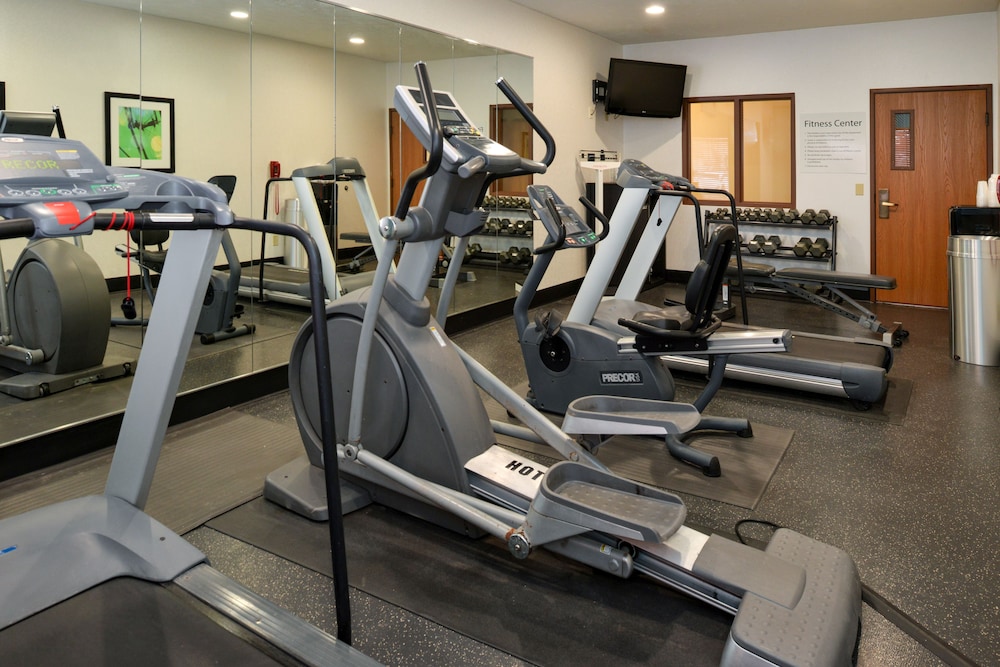 holiday inn express and suites omaha west by ihg