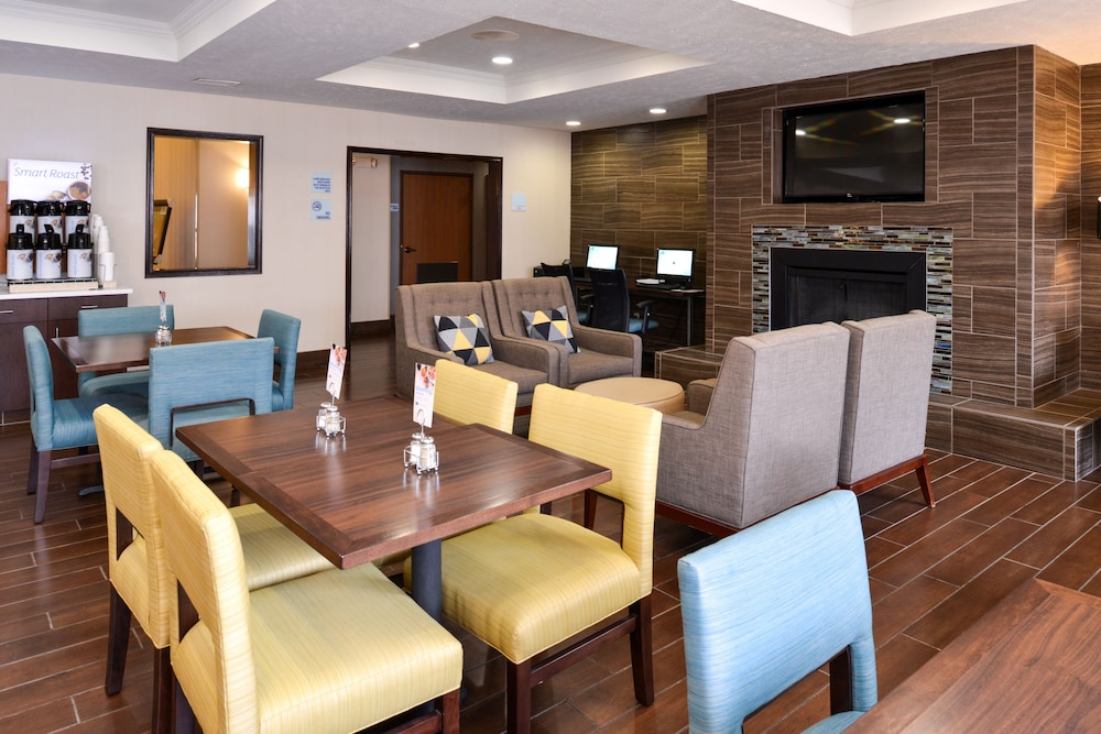 holiday inn express and suites omaha west by ihg