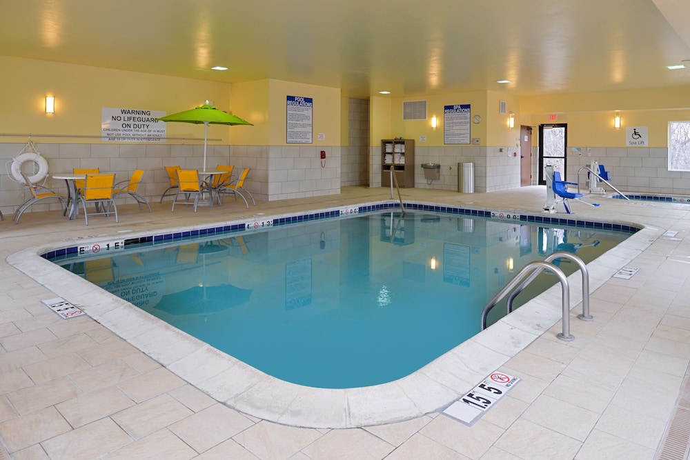 holiday inn express and suites omaha west by ihg