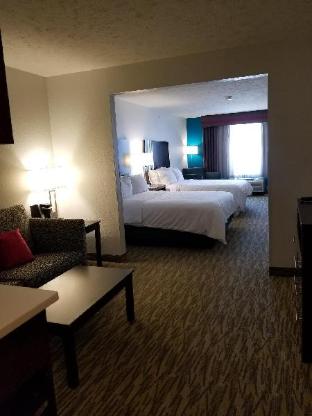 holiday inn express and suites omaha west by ihg