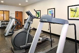 holiday inn express and suites omaha west by ihg