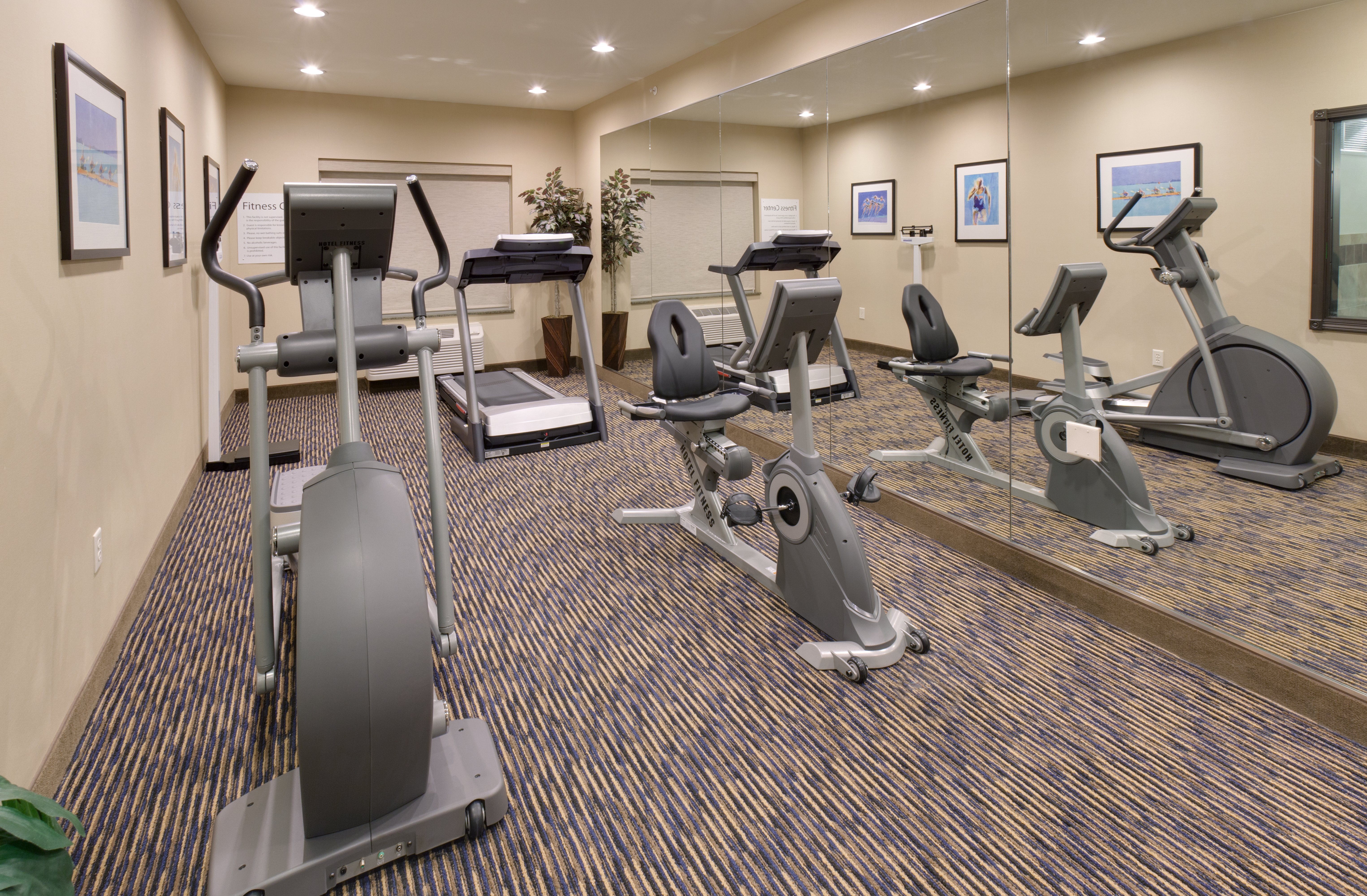 holiday inn express and suites omaha i 80 by ihg