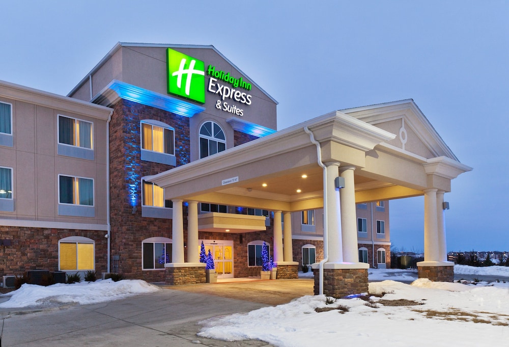 holiday inn express and suites omaha i 80 by ihg