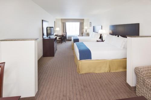 holiday inn express and suites omaha i 80 by ihg