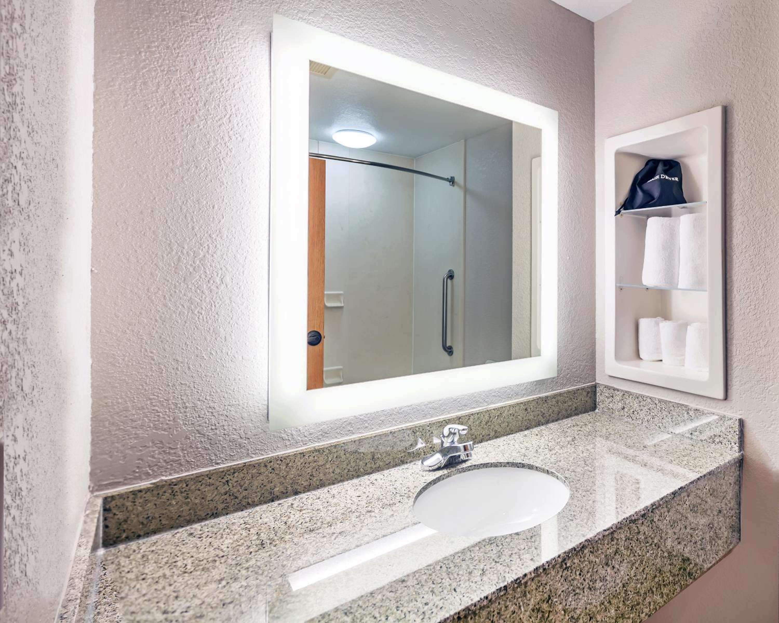 holiday inn express and suites tulsa s broken arro