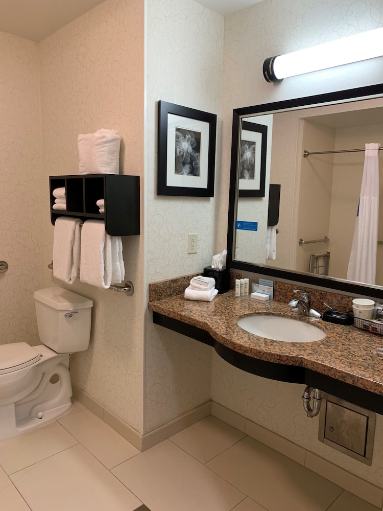 hampton inn and suites tulsa tulsa hills