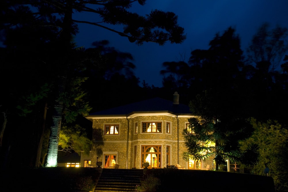 jetwing warwick gardens a luxury reserve