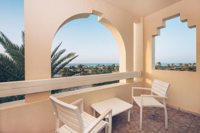 iberostar waves mehari djerba