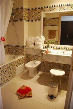 el mouradi djerba menzel