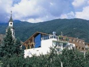 Hotel Krone - Eat, Drink, Stay,Near Plose Gondola,4 star