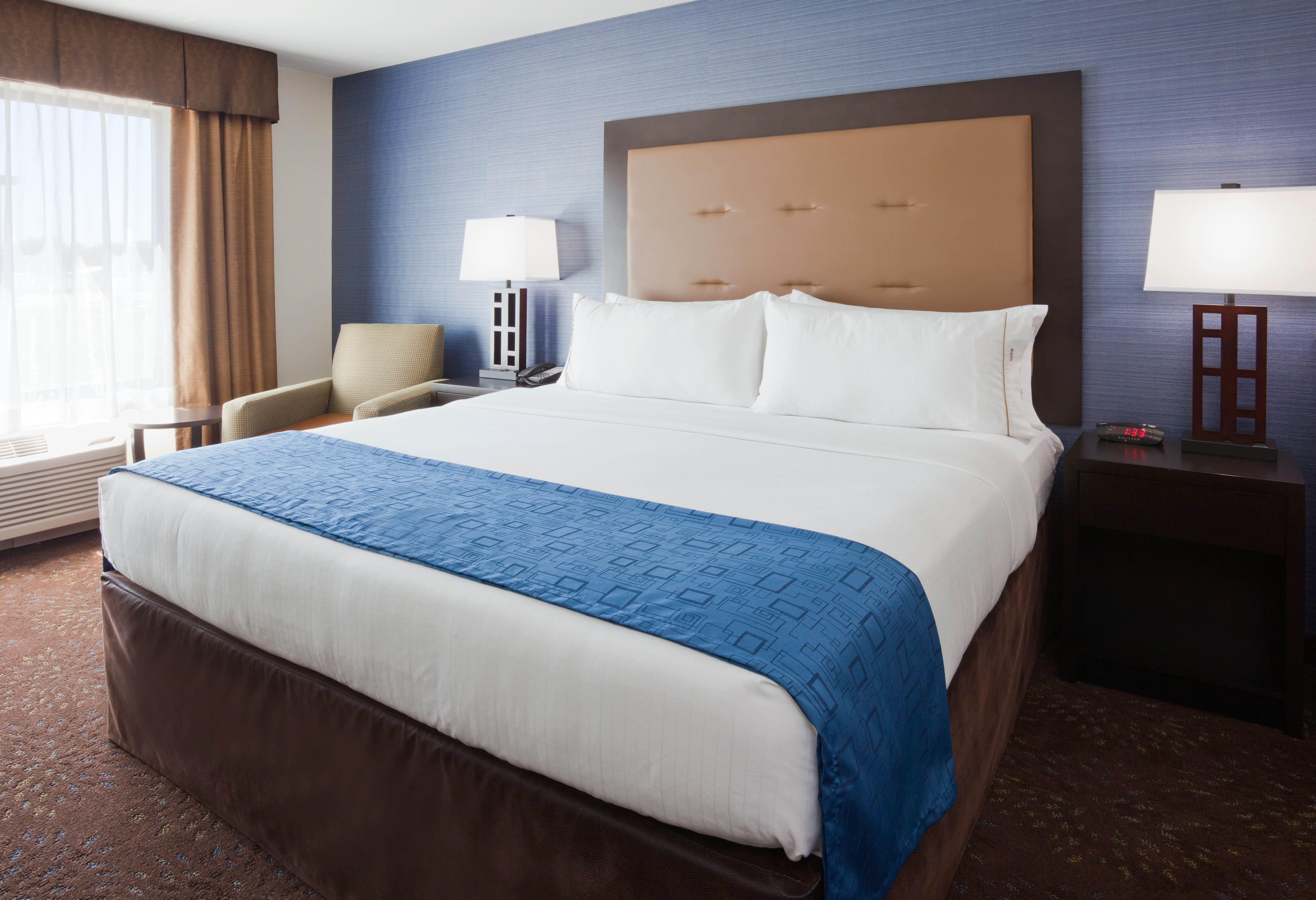 holiday inn express hotel and suites fort dodge by ihg