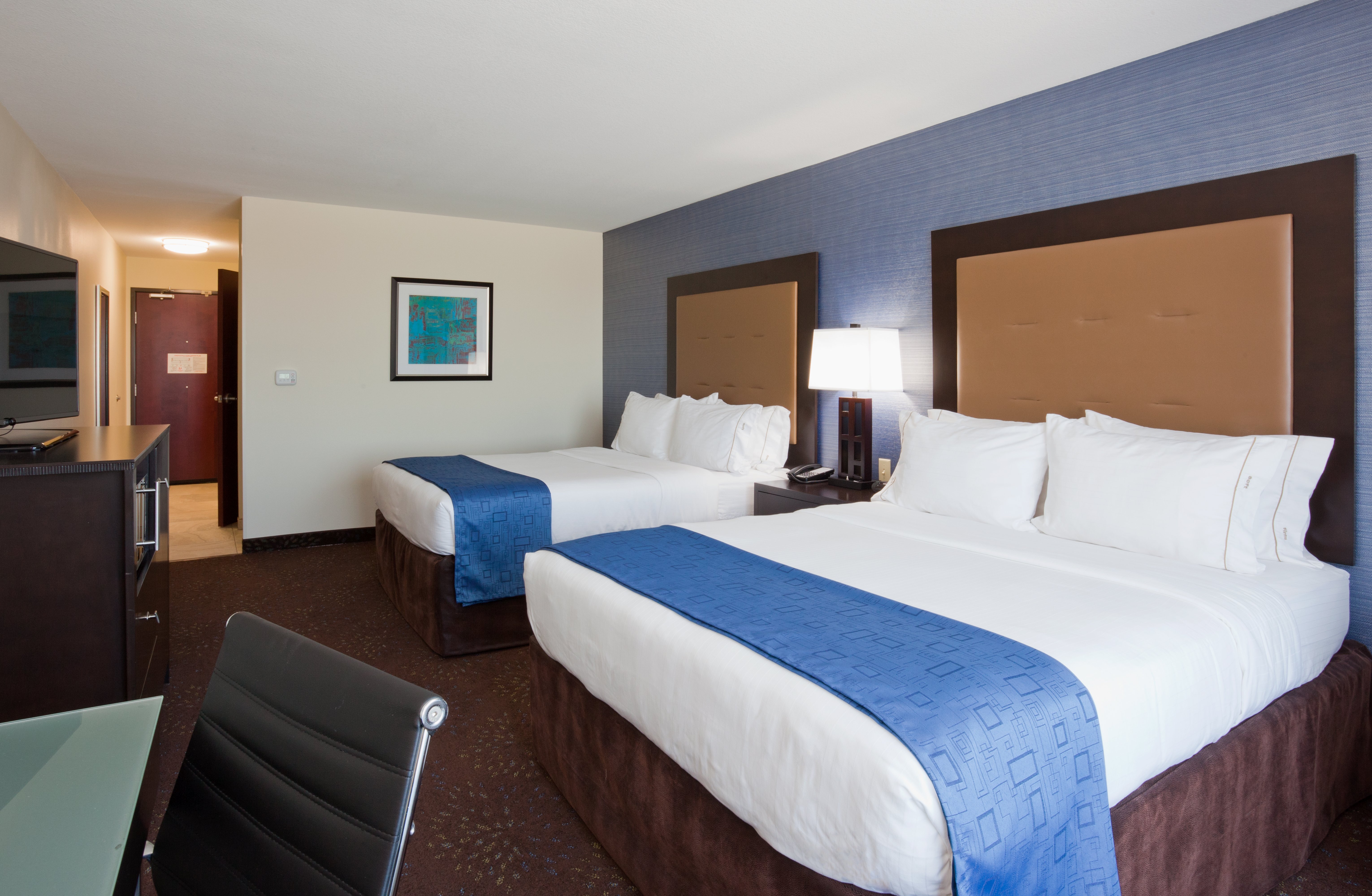 holiday inn express hotel and suites fort dodge by ihg