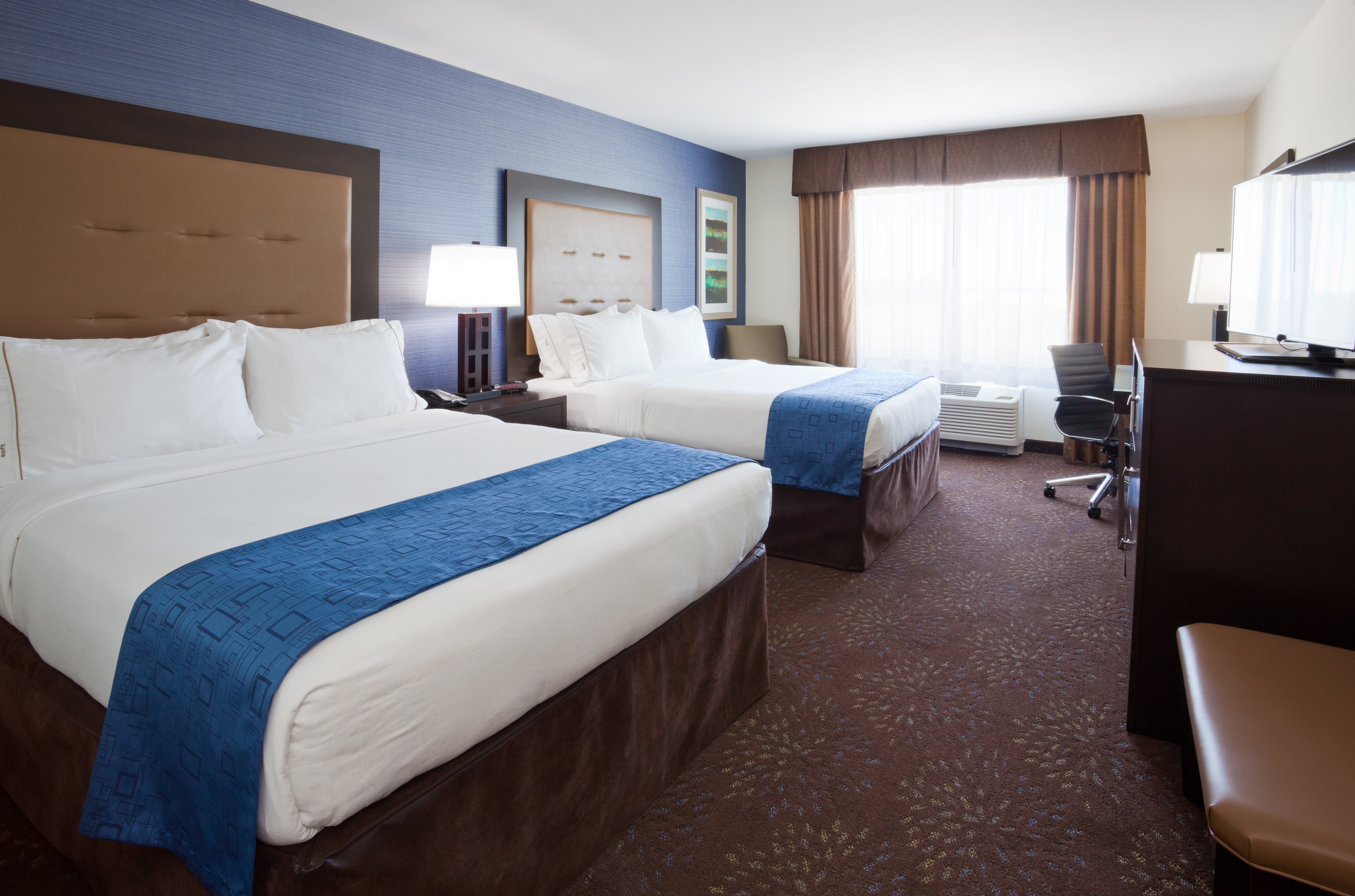 holiday inn express hotel and suites fort dodge by ihg