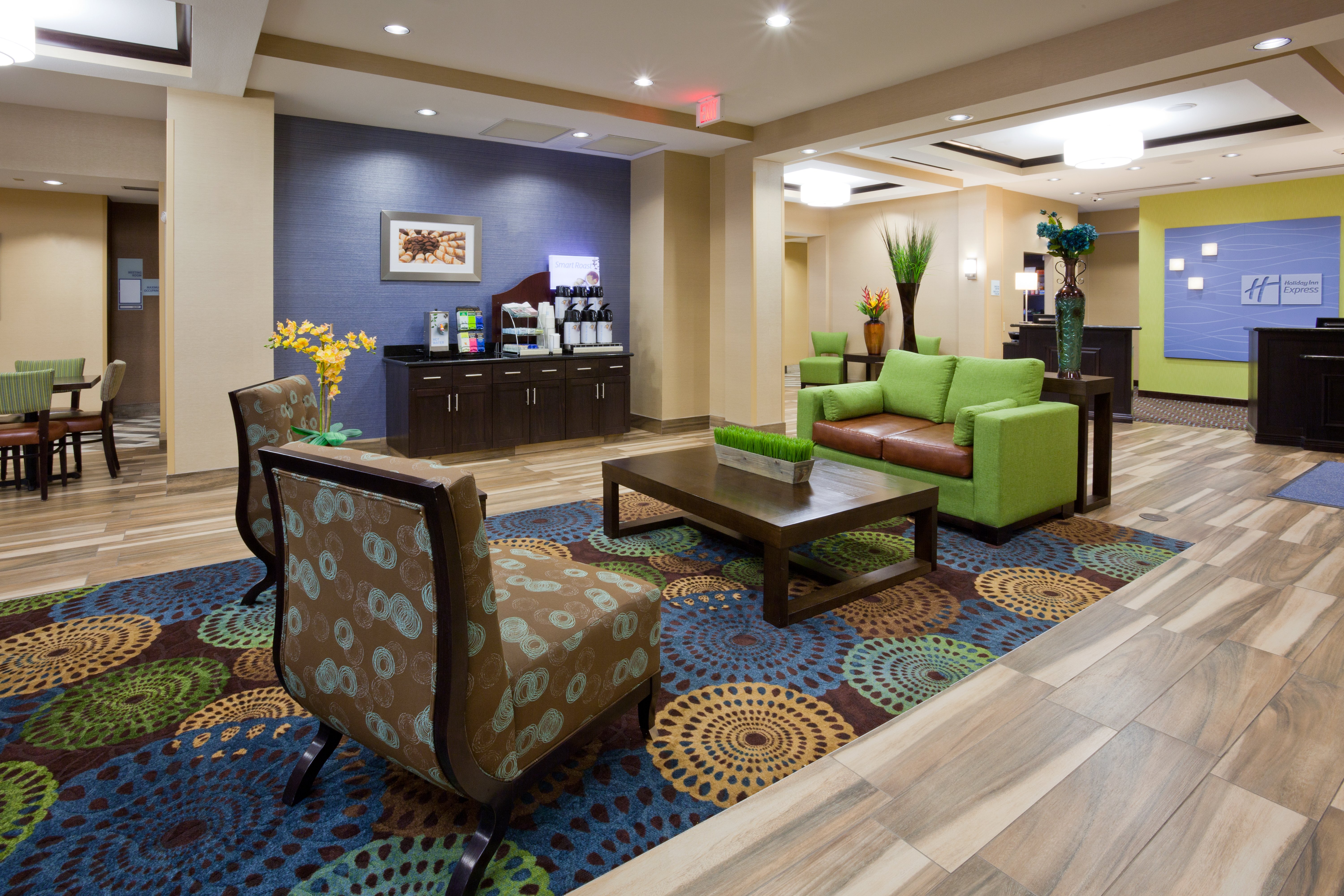 holiday inn express hotel and suites fort dodge by ihg