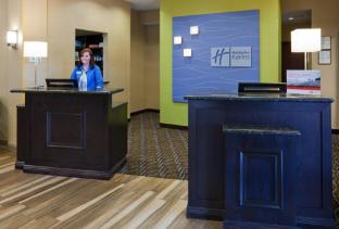 holiday inn express hotel and suites fort dodge by ihg