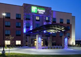 holiday inn express hotel and suites fort dodge by ihg