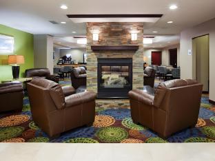 holiday inn express hotel and suites fort dodge by ihg
