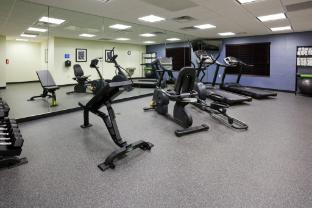 holiday inn express hotel and suites fort dodge by ihg