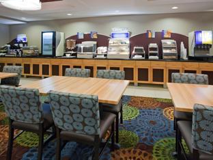 holiday inn express hotel and suites fort dodge by ihg