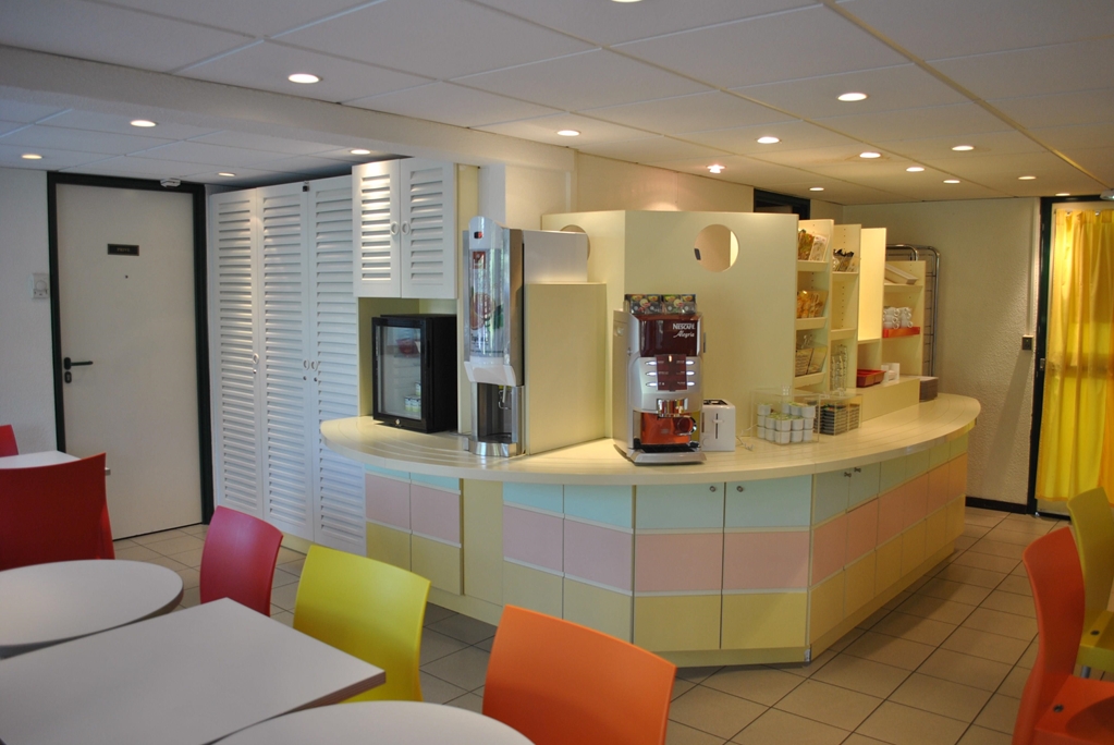 premiere classe lille ouest lomme