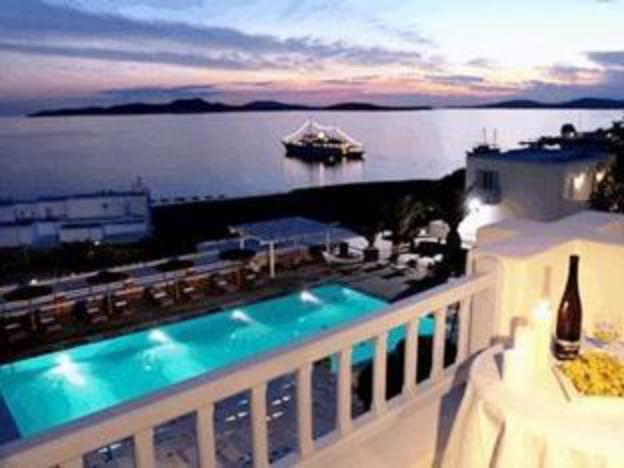 manoulas beach mykonos resort
