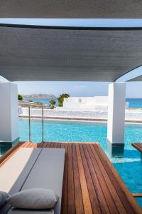 manoulas beach mykonos resort