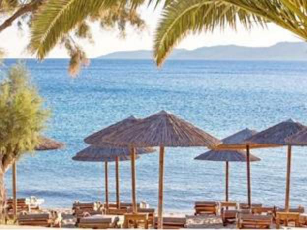 manoulas beach mykonos resort