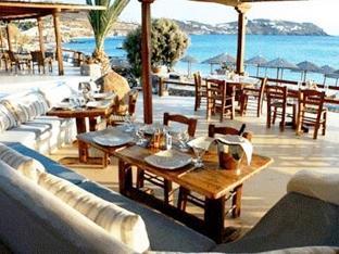 manoulas beach mykonos resort