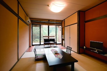 kirishima momijitani seiryuso